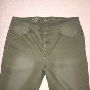 Crown and Ivy ankle jeans